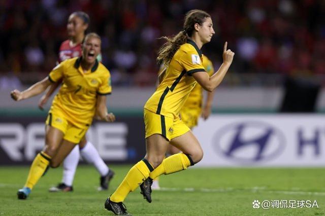 赛事强强对话：女足精英展翅高飞