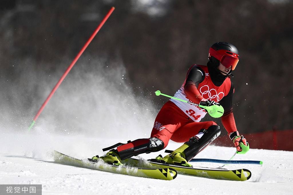 包含奥地利选手在高山滑雪项目中遗憾出局的词条