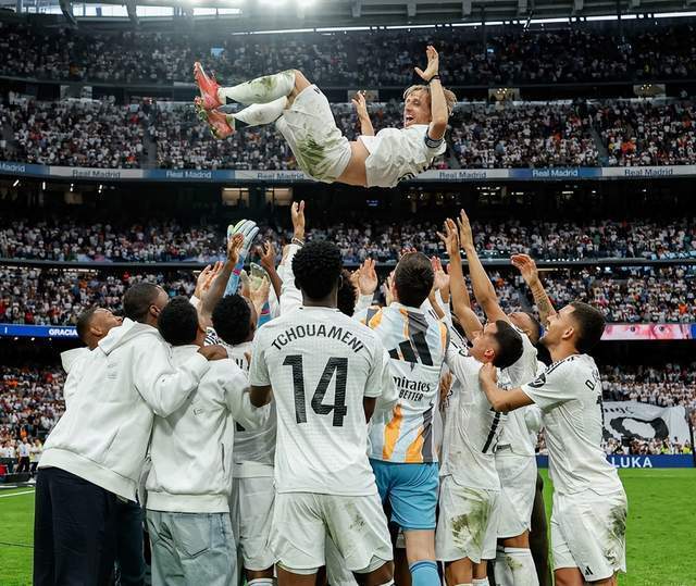 马竞今日表现抢眼，皇马整场无解，教练赛后亲自拥抱的简单介绍