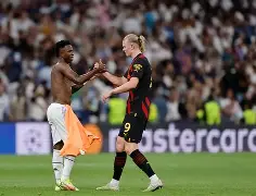 维尼修斯五连胜继续领跑积分榜，巴黎圣日耳曼主帅陷下课危机！的简单介绍