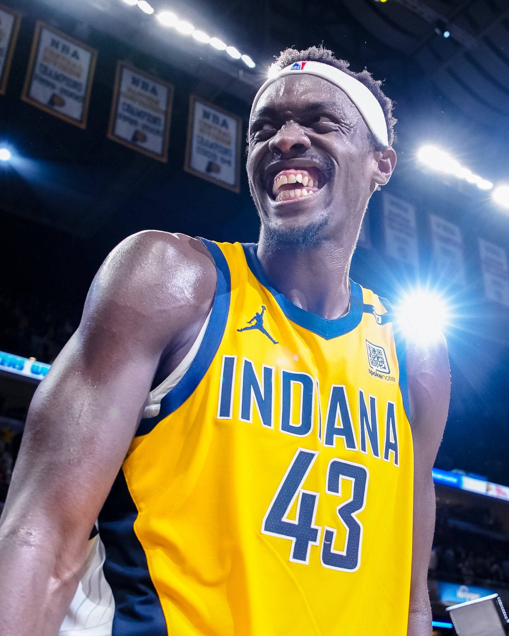 包含西亚卡姆新星精彩发挥表现惊艳，C9未来可期！的词条